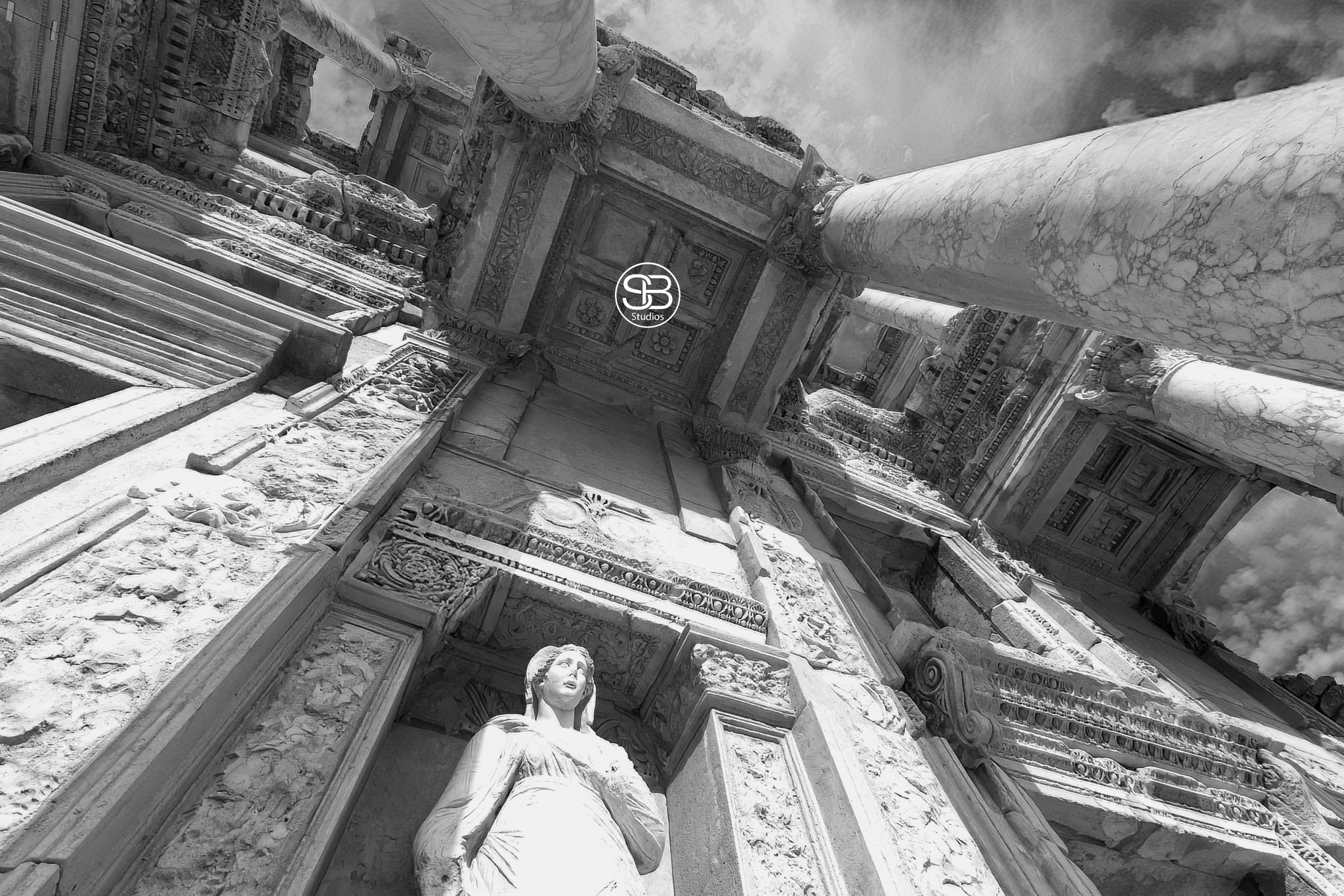 Library-of-Celsus,-AD-135,-Ancient-City-of-Ephesus,-Turkey-by-SB-Studios-2024